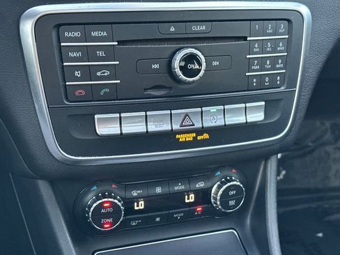 Used 2018 Mercedes-Benz GLA 250 image 19