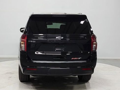 Used 2024 Chevrolet Suburban RST image 6