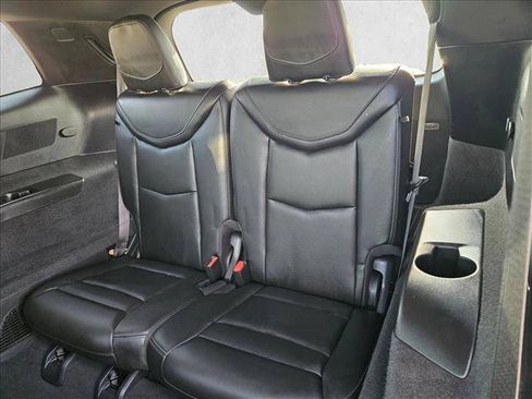 Used 2024 Cadillac XT6 Luxury w/ LPO, Floor Liner Package AWD/4WD image 21