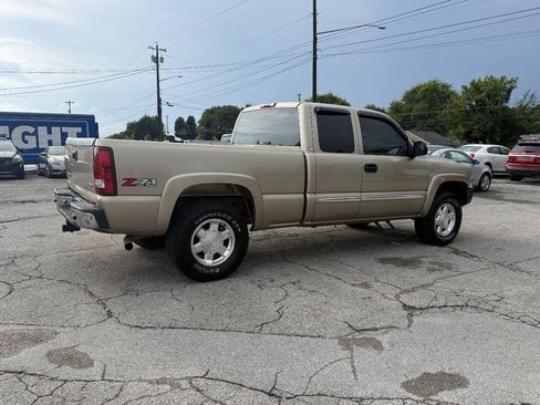 Used 2004 GMC Sierra 1500 SLT w/ Light Duty Power Package AWD/4WD image 5