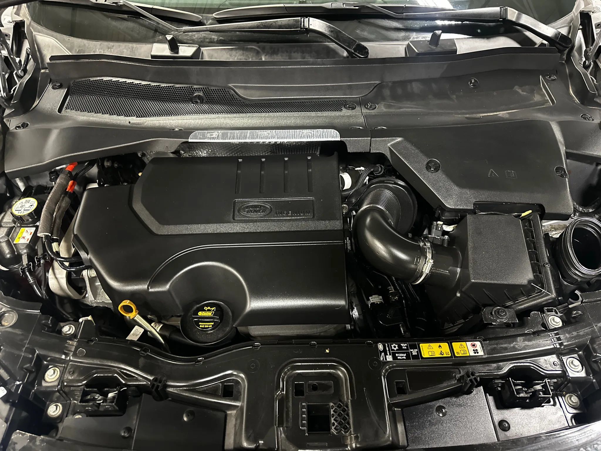 Used 2025 Land Rover Discovery Sport S AWD/4WD image 29