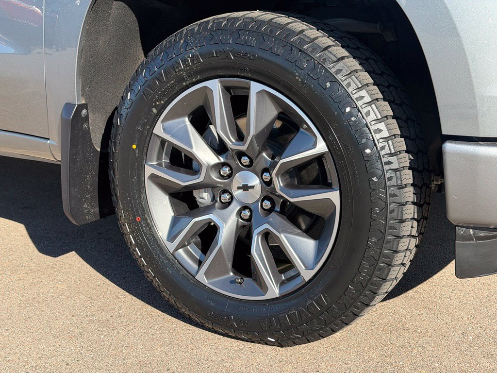 Used 2024 Chevrolet Silverado 1500 RST AWD/4WD image 26