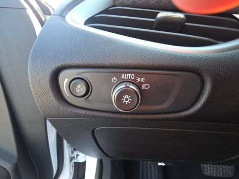 Used 2023 Chevrolet Malibu LT FWD image 20