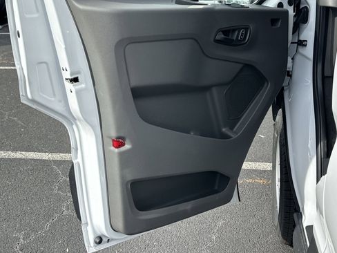 New 2026 Ford Transit 250 148 Medium Roof w/ Load Area Protection Package image 15
