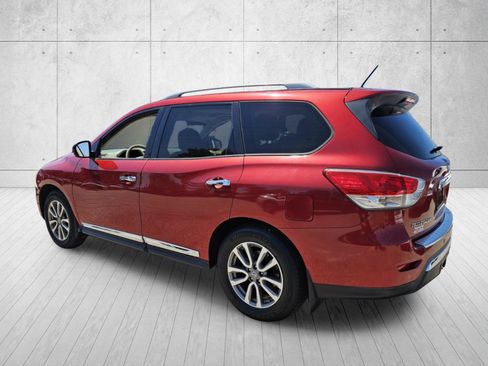 Used 2015 Nissan Pathfinder SL w/ SL Premium Package FWD image 5