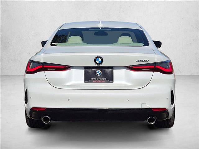 Used 2022 BMW 430i Coupe w/ Convenience Package RWD image 7