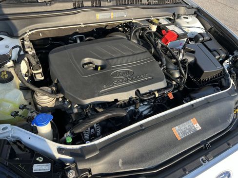 Certified 2017 Ford Fusion SE FWD image 35