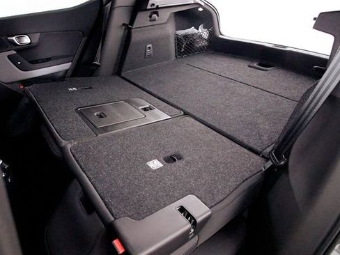 Used 2023 Polestar Polestar 2 w/ Pilot Pack image 23