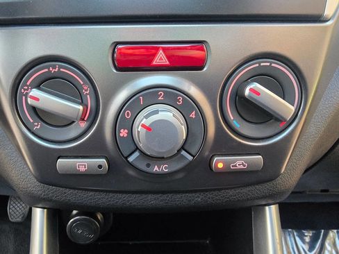 Used 2013 Subaru Forester 2.5X Premium image 33