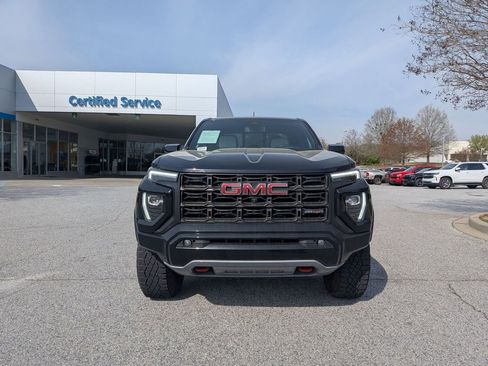 Used 2024 GMC Canyon AT4X image 3