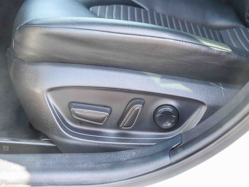 Used 2021 Toyota Camry SE FWD image 27