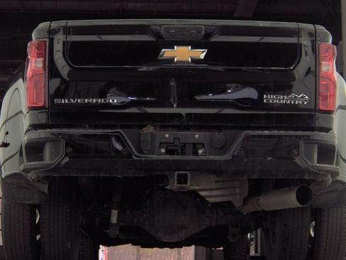 Used 2023 Chevrolet Silverado 3500 High Country w/ Safety Package II AWD/4WD image 5