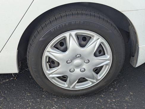 Used 2017 Nissan Sentra SV image 8