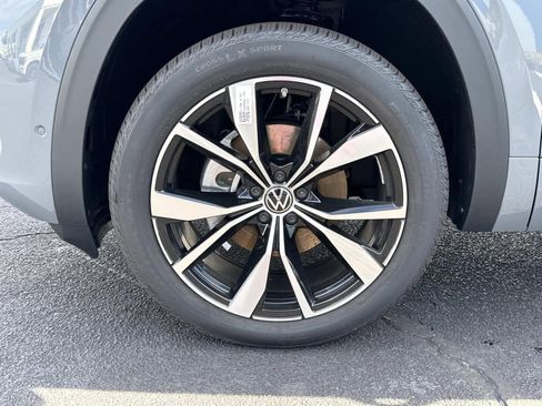 New 2026 Volkswagen Atlas Cross Sport SEL Premium R-Line AWD/4WD image 10
