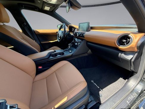 Used 2025 Lexus IS 350 F Sport RWD image 15