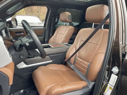 Used 2024 Toyota Tundra 1794 Edition image 11