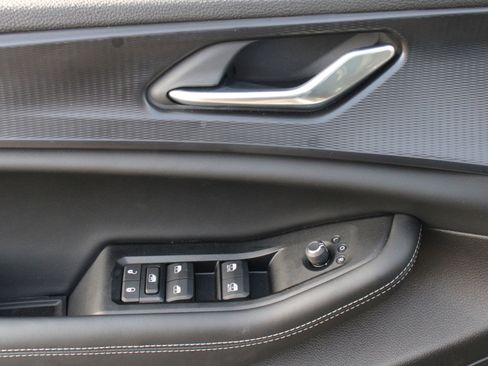 New 2025 Jeep Grand Cherokee Laredo X image 7