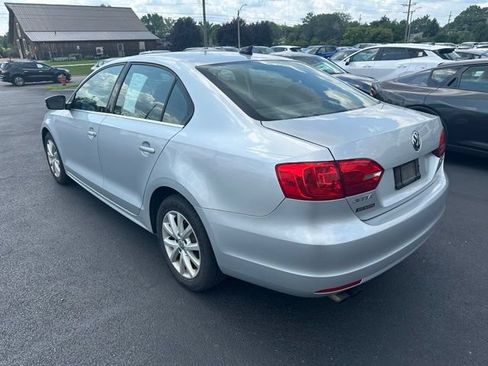 Used 2013 Volkswagen Jetta SE FWD image 6