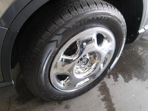 Used 2011 Honda CR-V LX image 28