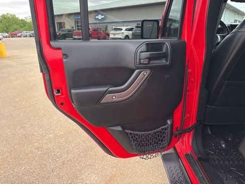 Used 2016 Jeep Wrangler Unlimited Sport AWD/4WD image 19
