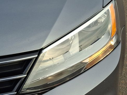 Used 2016 Volkswagen Jetta Sport image 8