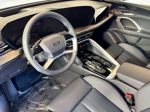 New 2025 Audi Q5 Premium Plus image 11