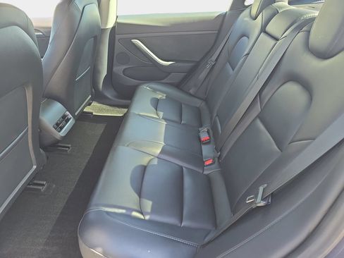 Used 2023 Tesla Model 3 Standard Range RWD image 17