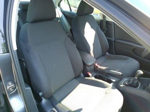 Used 2014 Volkswagen Jetta S FWD image 25