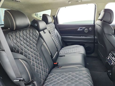 Used 2023 Genesis GV80 3.5T w/ Prestige Package AWD/4WD image 32