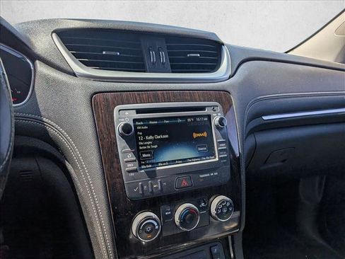 Used 2017 Chevrolet Traverse LT w/ Style and Technology Package AWD/4WD image 13