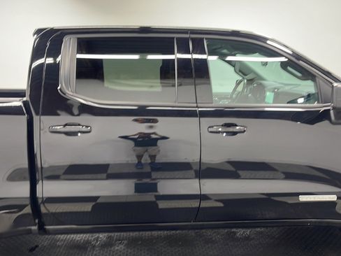 Used 2024 GMC Sierra 1500 Elevation AWD/4WD image 19