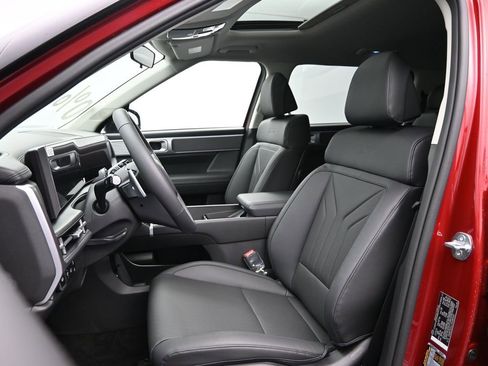 Used 2025 Hyundai Santa Fe XRT image 26