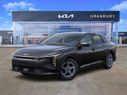 New 2025 Kia K4 LXS
