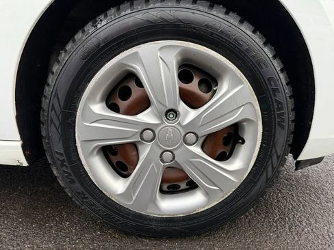 Used 2022 Chevrolet Spark LS image 12