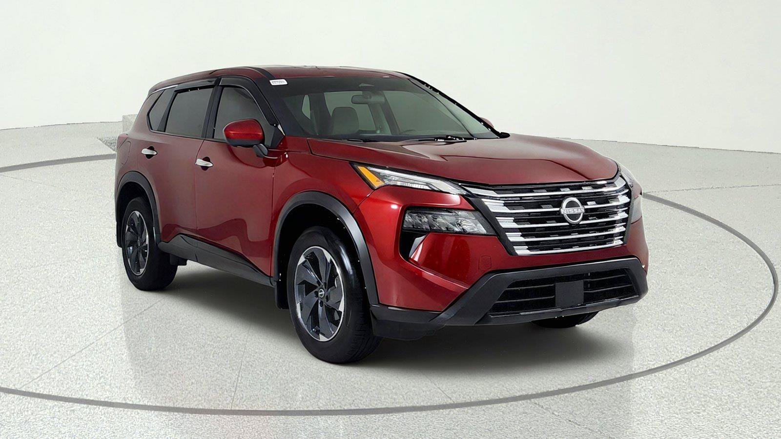Used 2025 Nissan Rogue SV AWD/4WD image 1