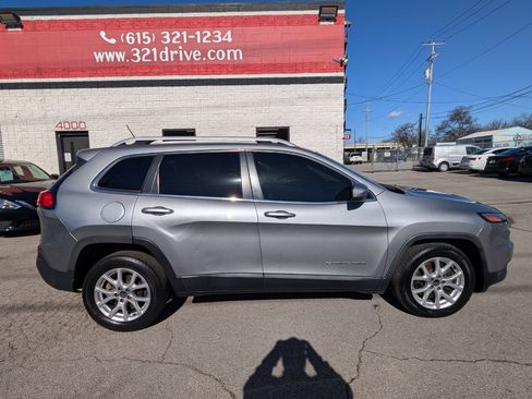 Used 2015 Jeep Cherokee Latitude image 5
