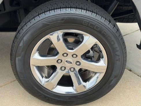 Used 2022 Ford F150 Lariat w/ Equipment Group 502A High image 9