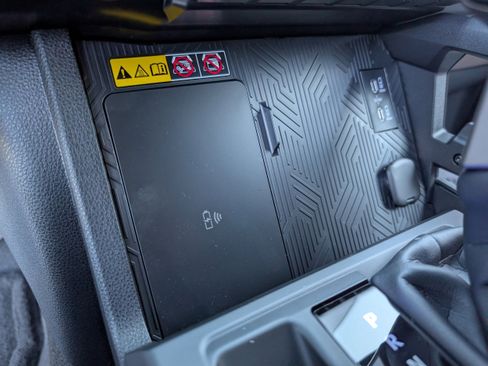 New 2025 Toyota 4Runner Limited image 17