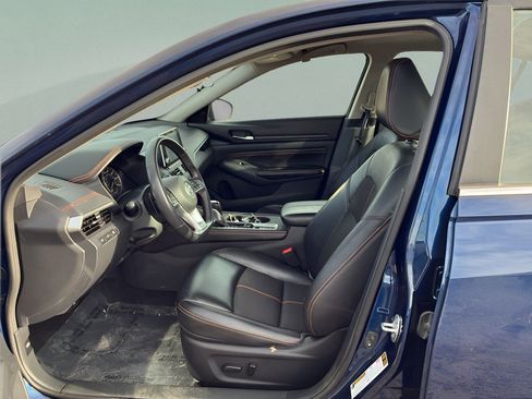 Used 2022 Nissan Altima 2.5 SR image 10