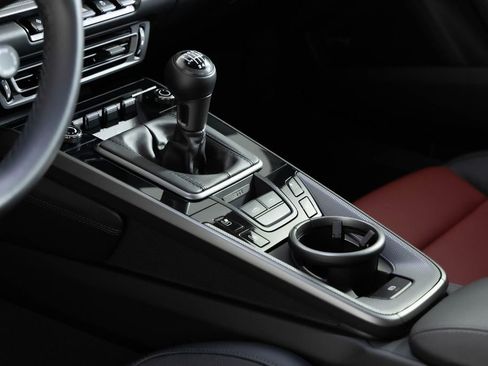 Used 2024 Porsche 911 Targa 4S image 39