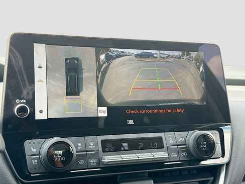 Used 2025 Toyota Grand Highlander AWD Hybrid image 38