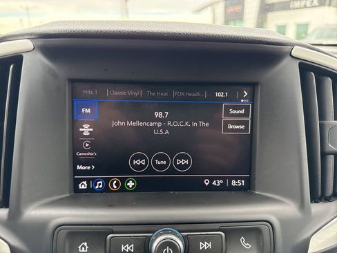 Used 2022 GMC Terrain SLE w/ Driver Convenience Package image 18