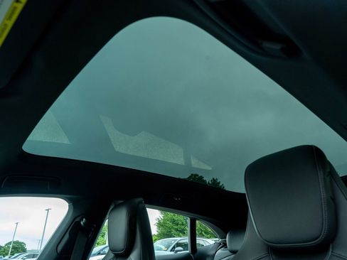 New 2025 Porsche Taycan 4 Cross Turismo image 34