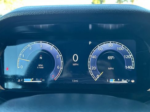 New 2025 Jeep Grand Cherokee Laredo X w/ Luxury Tech Group I image 24