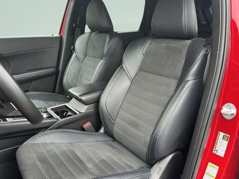 Used 2024 Mitsubishi Outlander SE Black Edition FWD image 26