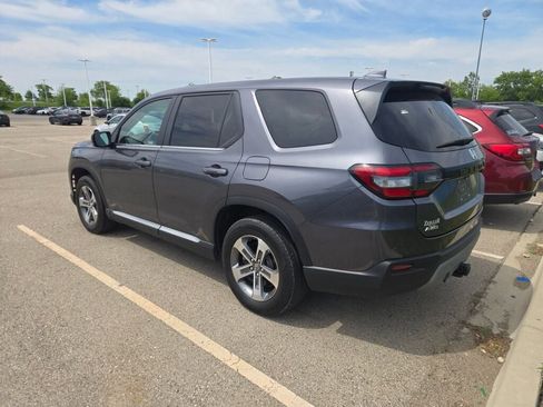 Used 2025 Honda Pilot EX-L image 5