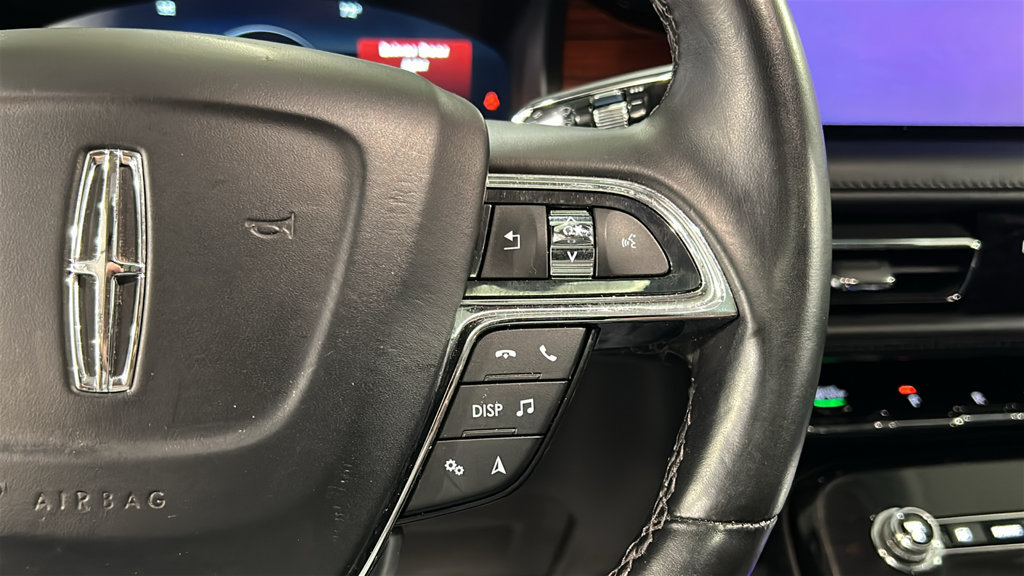 Used 2023 Lincoln Nautilus Reserve AWD/4WD image 14