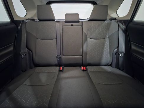 Used 2025 Toyota RAV4 XLE AWD/4WD image 15