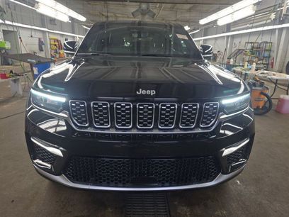 Used 2024 Jeep Grand Cherokee Summit