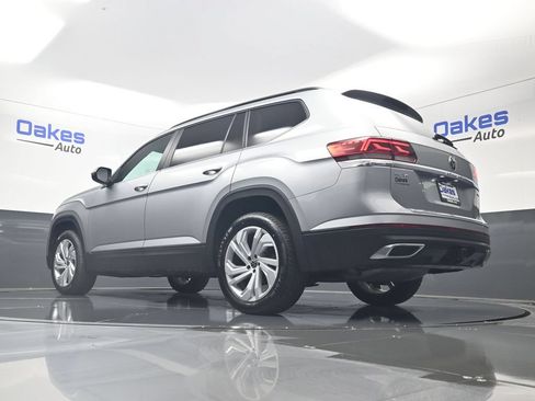 Used 2023 Volkswagen Atlas SE AWD/4WD image 44